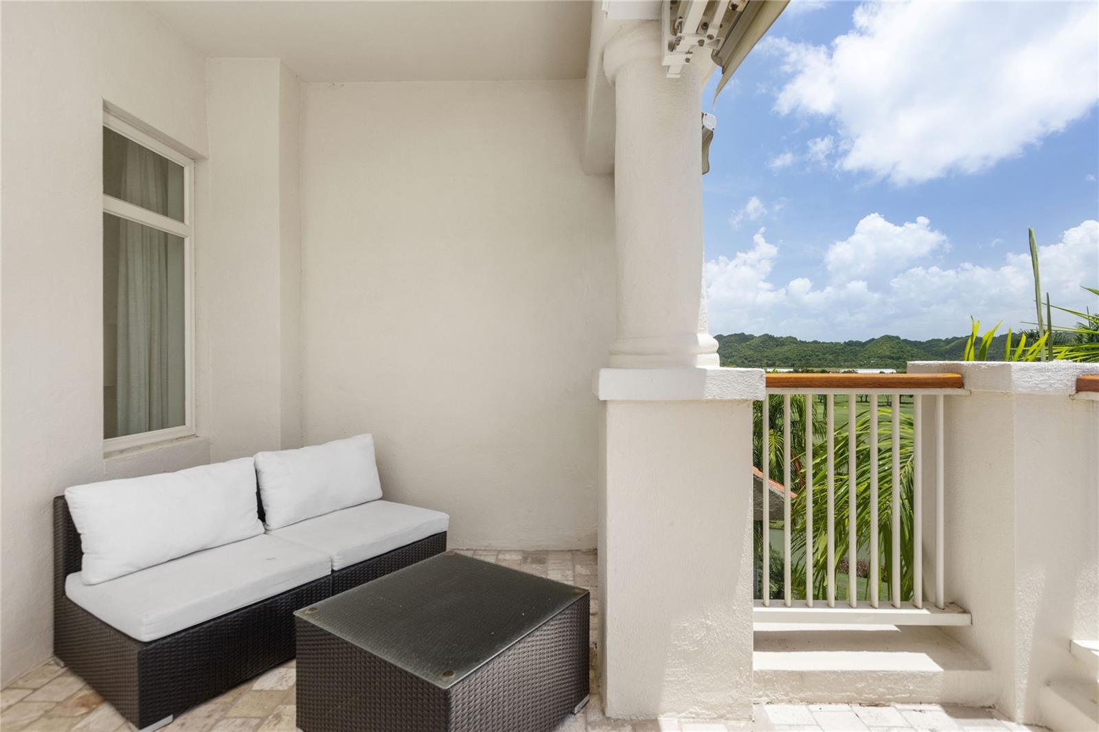 2408 PLANTATION VILLAGE DR