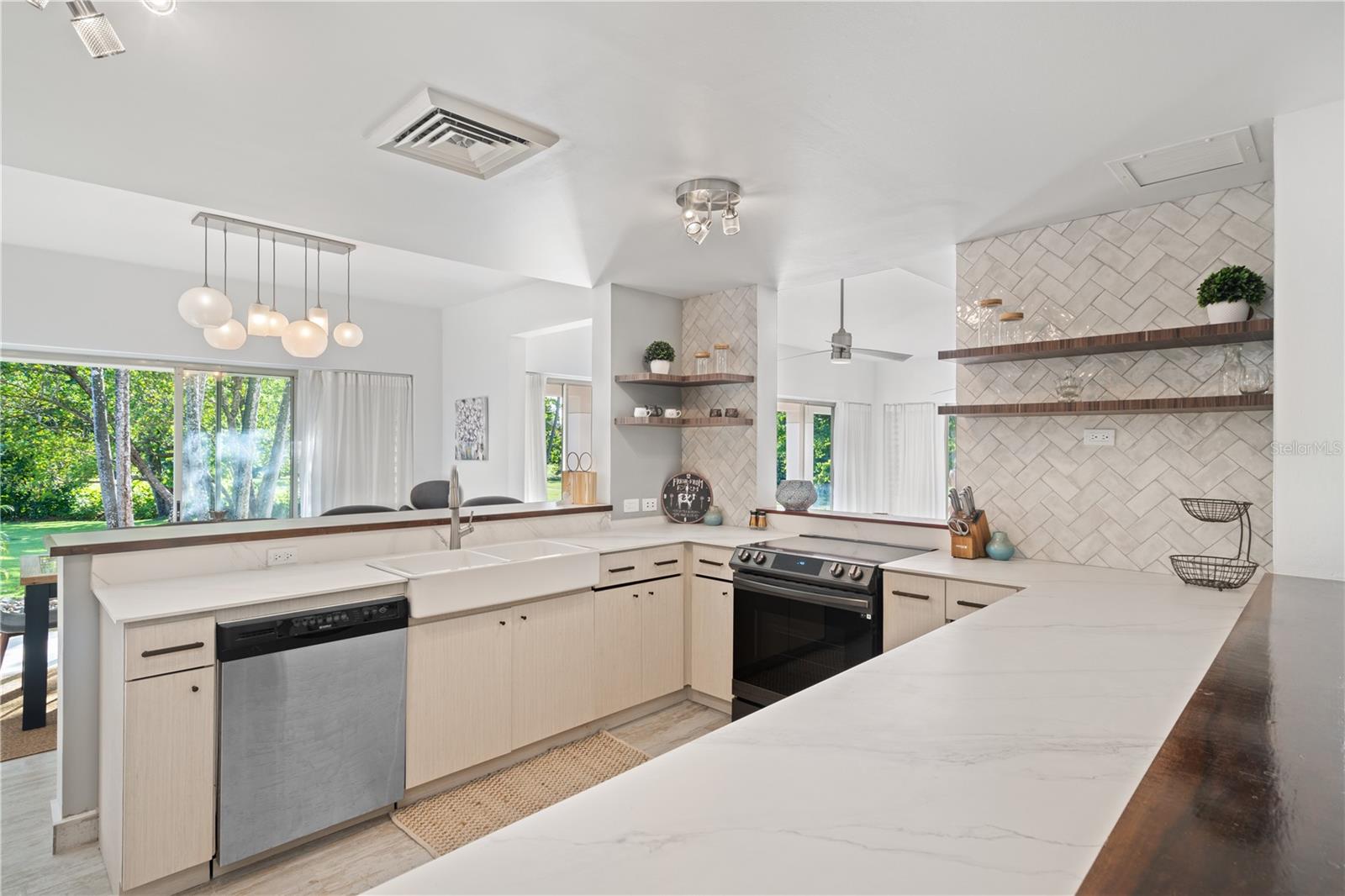 5 FAIRWAYS VILLAGE DR