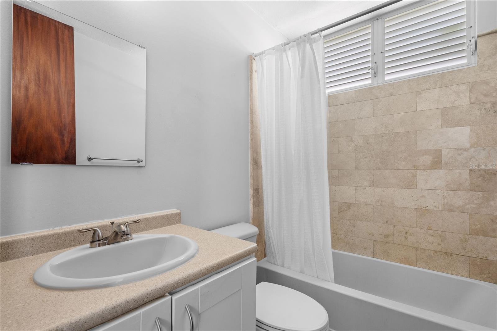 493 CAMINO DEL YUNQUE