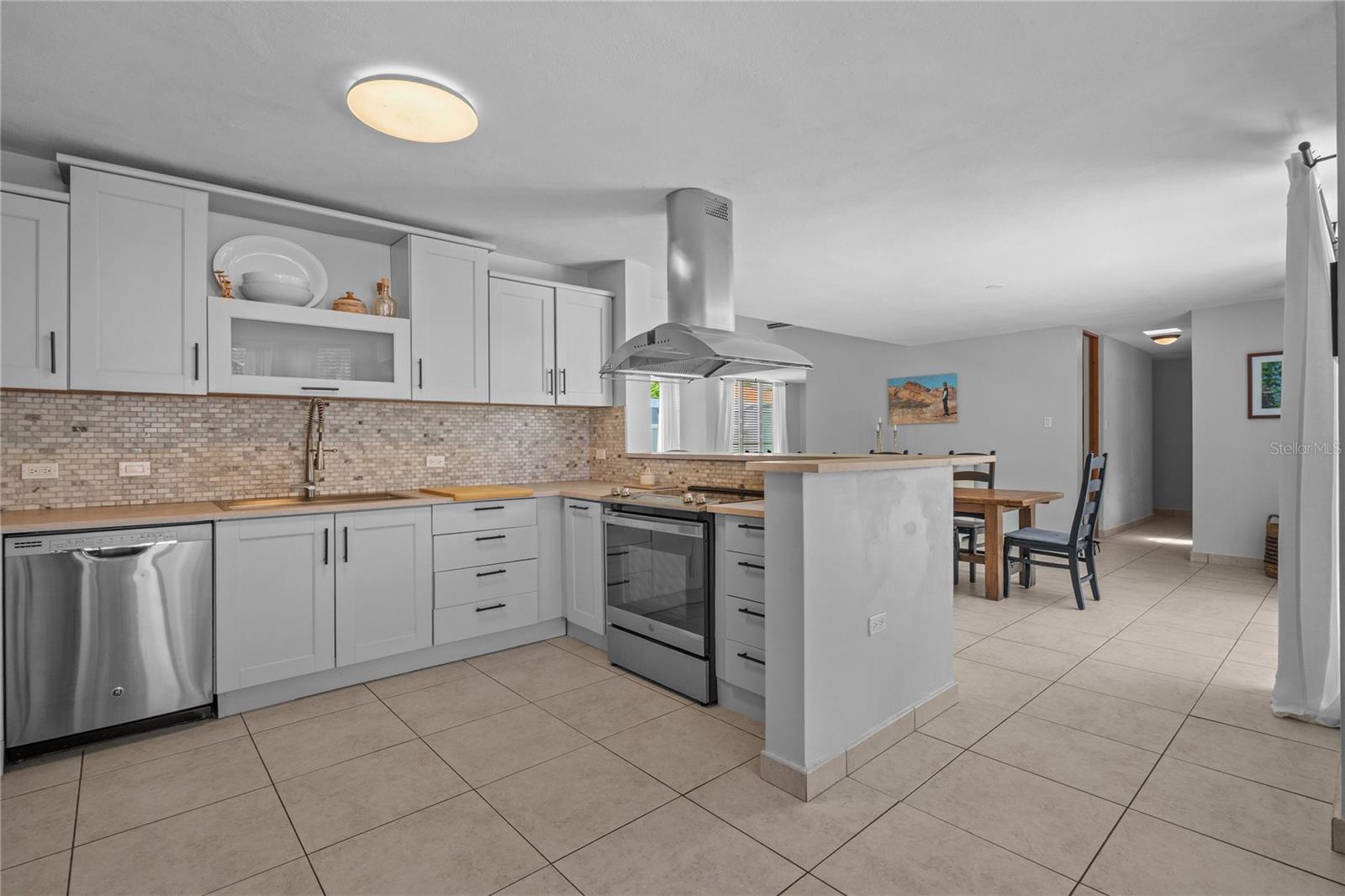 493 CAMINO DEL YUNQUE