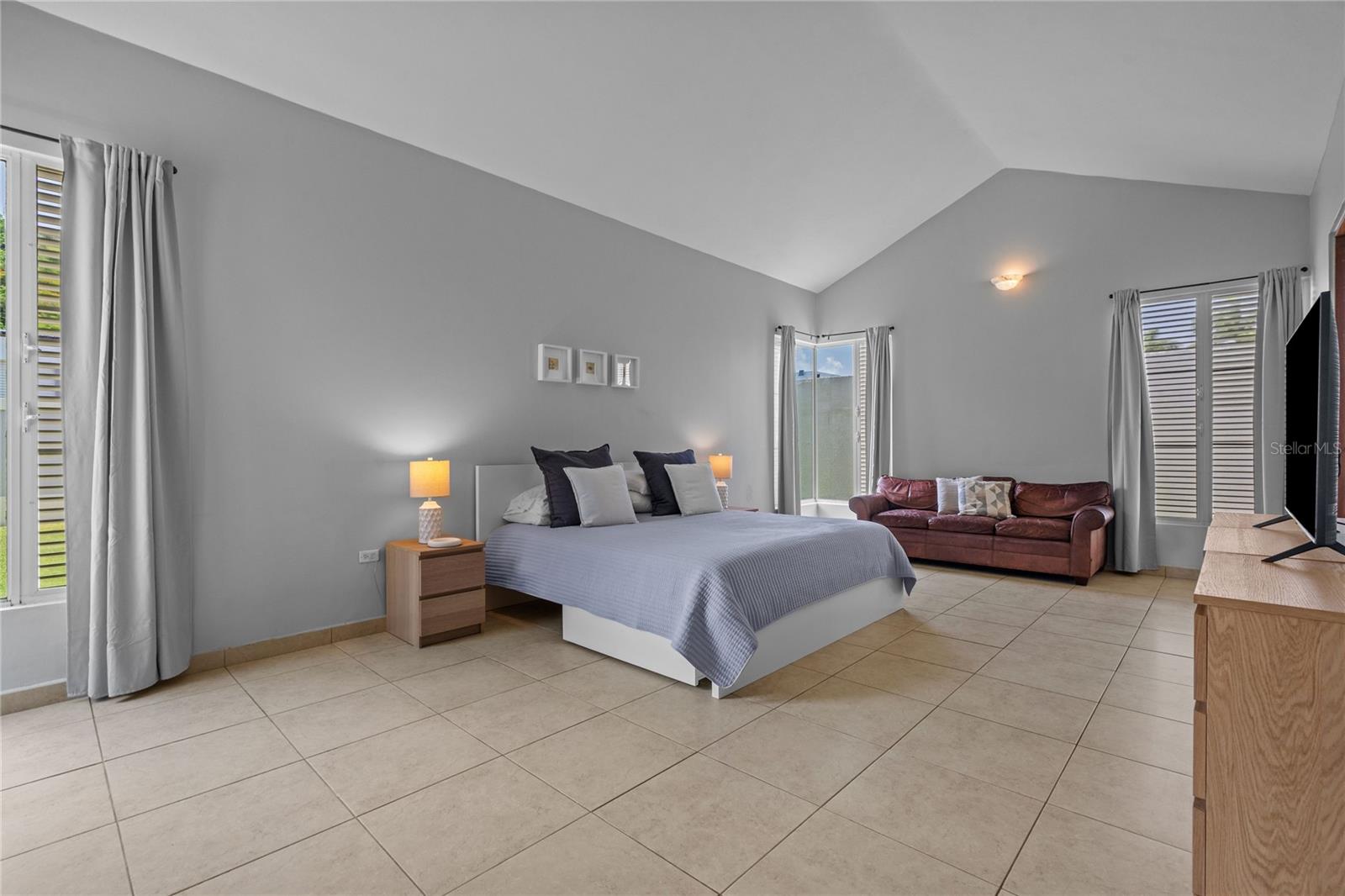 493 CAMINO DEL YUNQUE