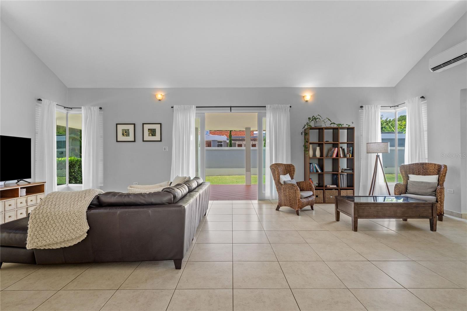 493 CAMINO DEL YUNQUE