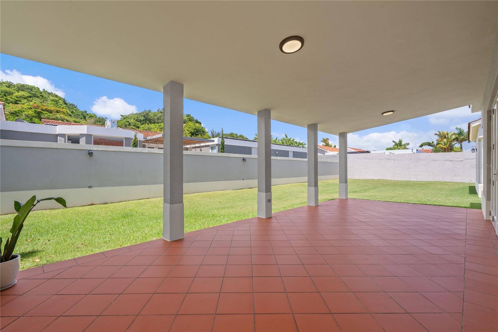 493 CAMINO DEL YUNQUE