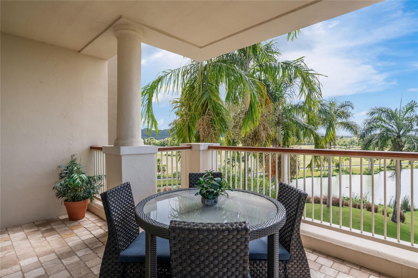 500 PLANTATION VILLAGE DRIVE #2-308