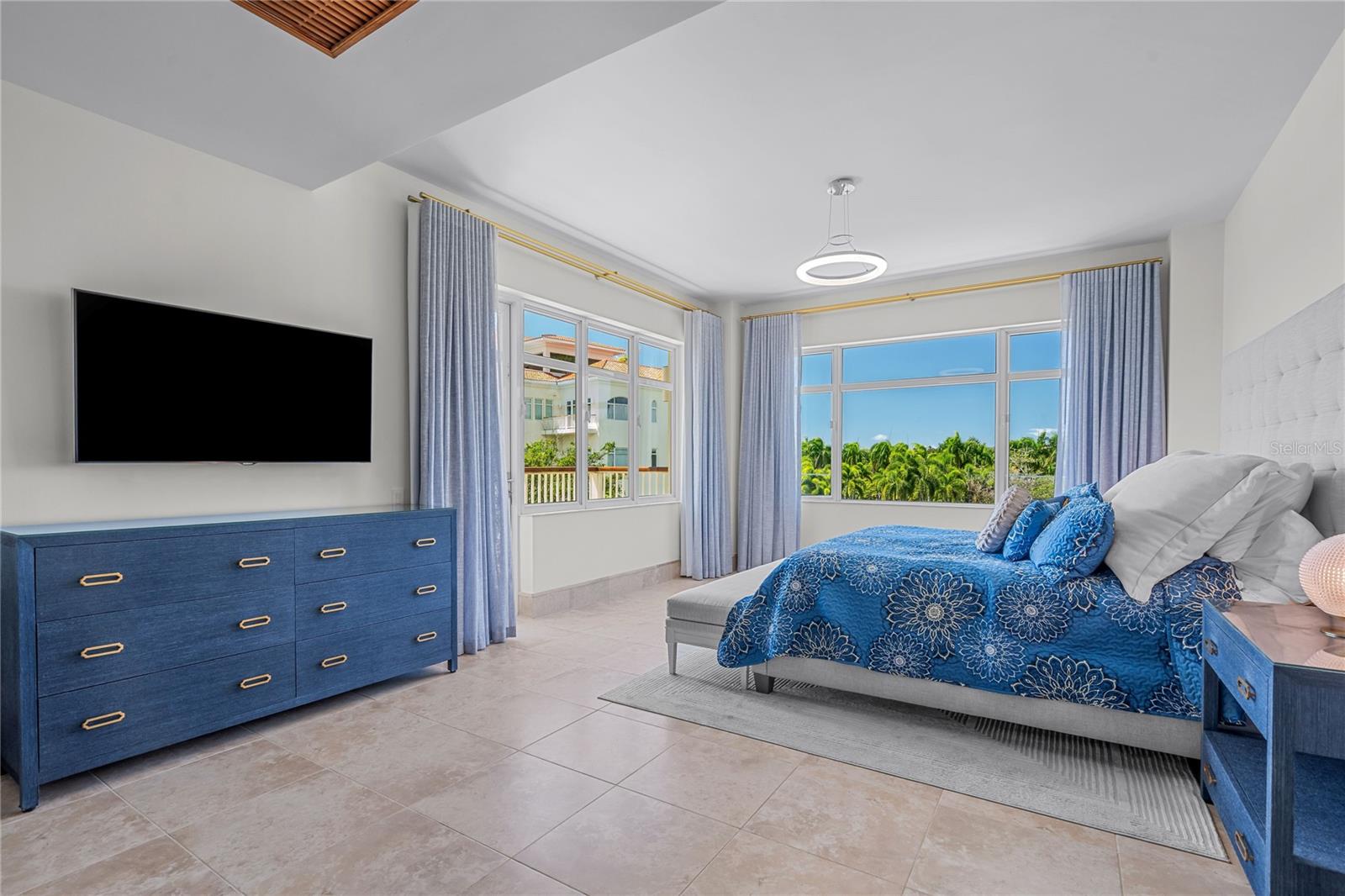 500 PLANTATION VILLAGE DRIVE #2-308