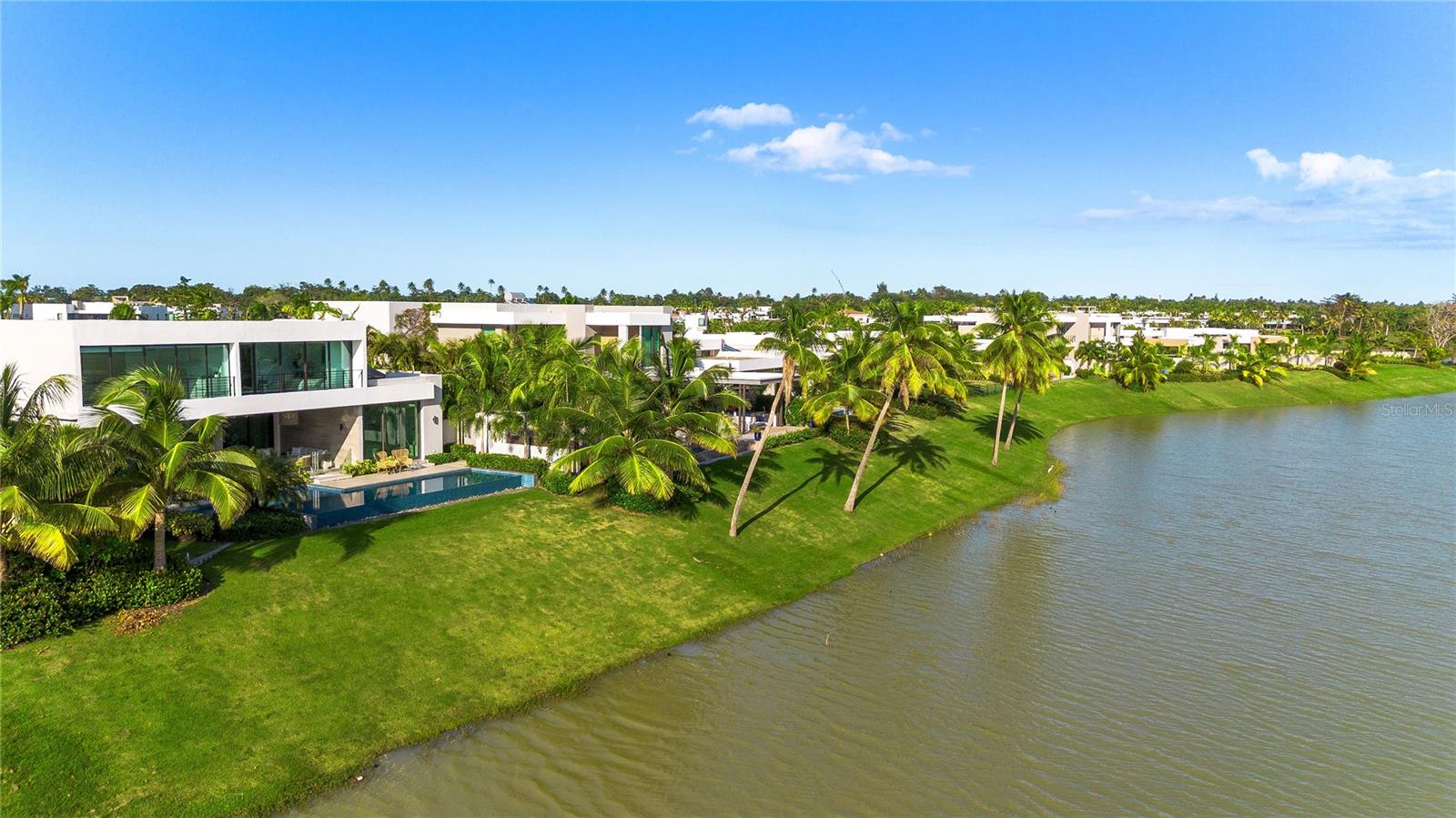 6 THE ISLES AT DORADO BEACH