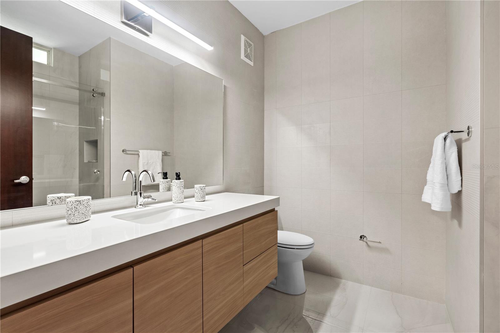 125 DORADO BEACH EAST