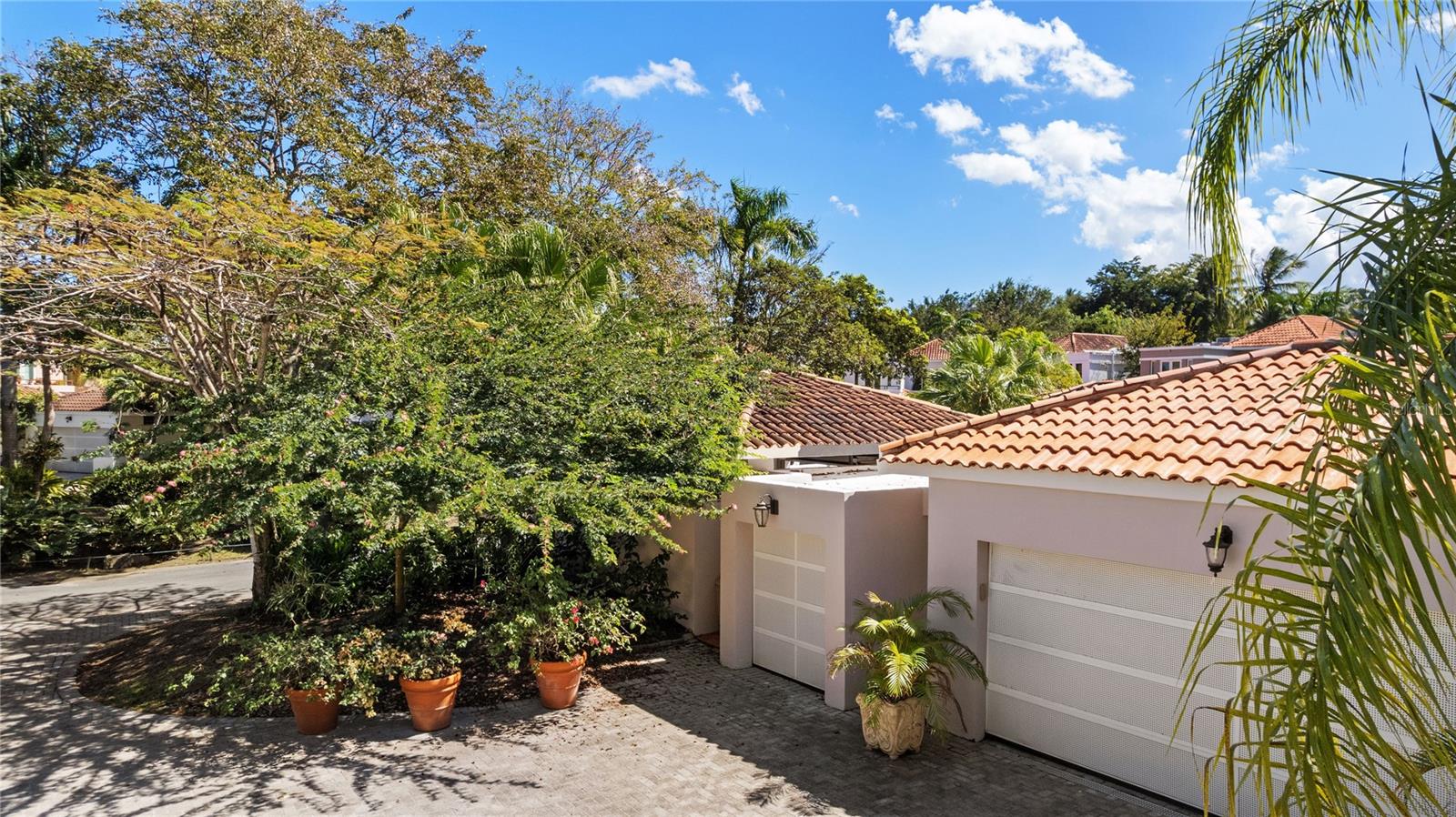 14 DORADO BEACH EAST