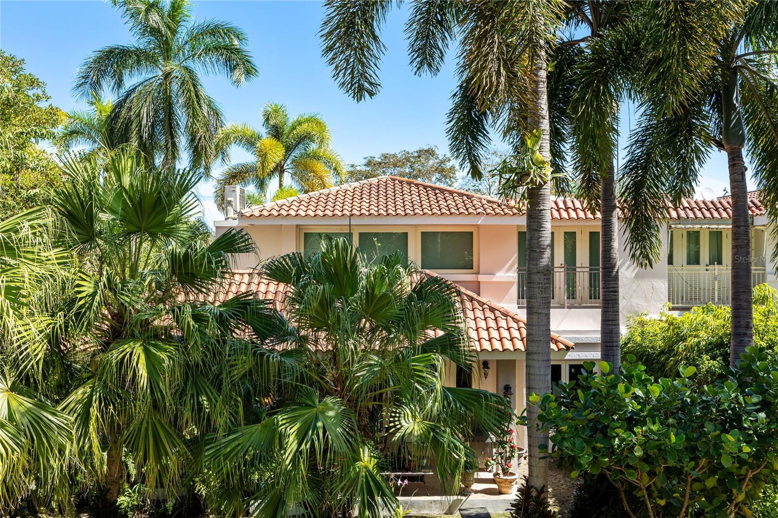 14 DORADO BEACH EAST