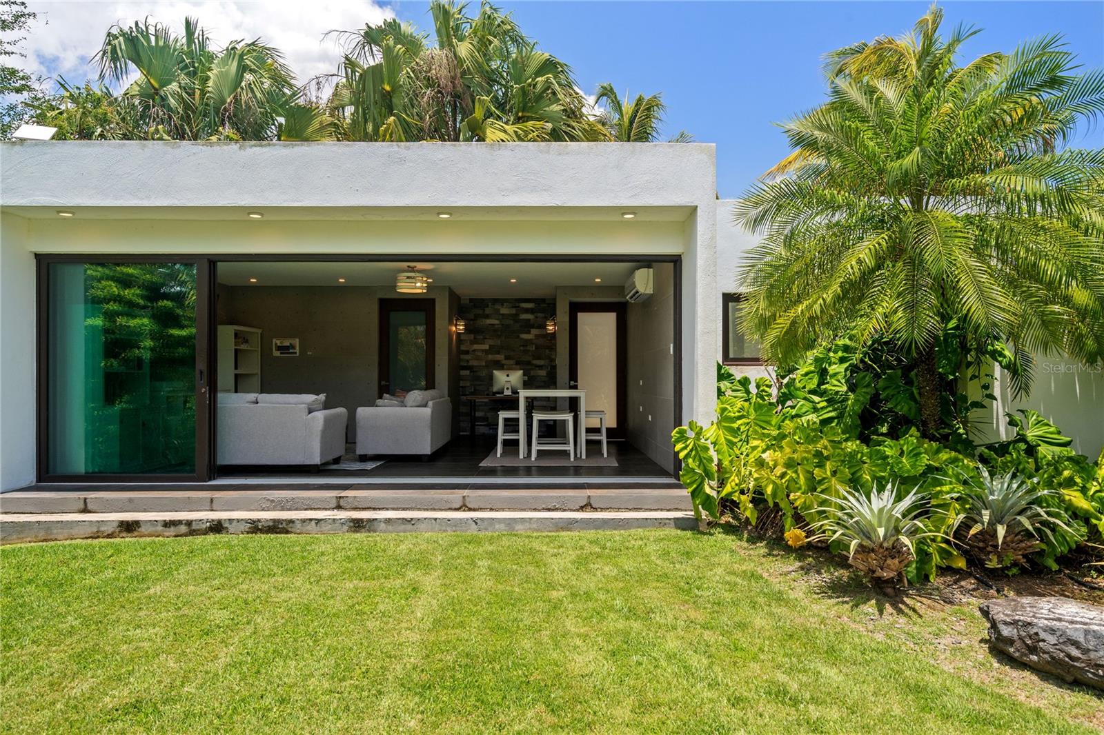 370 DORADO BEACH EAST