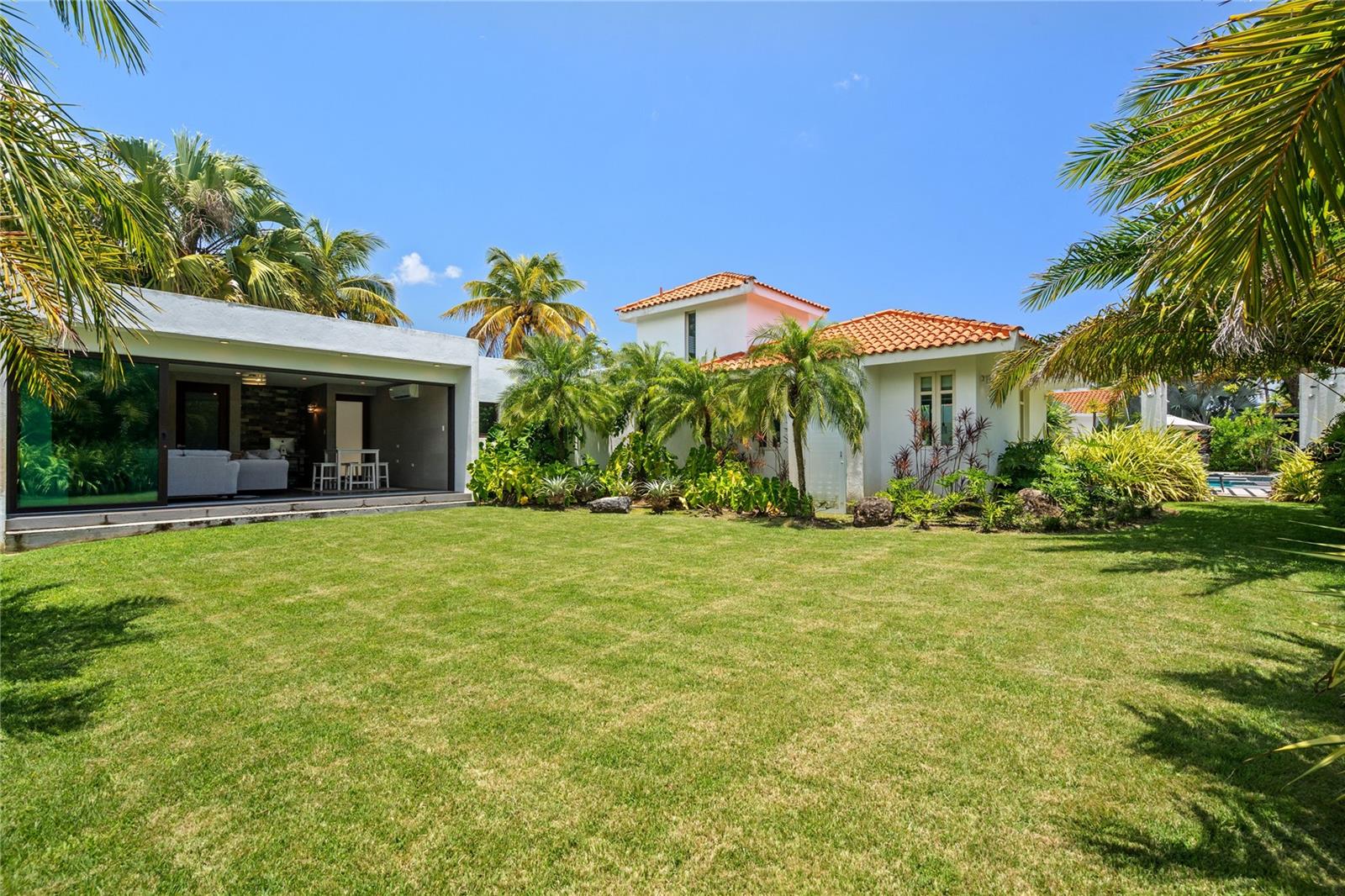 370 DORADO BEACH EAST