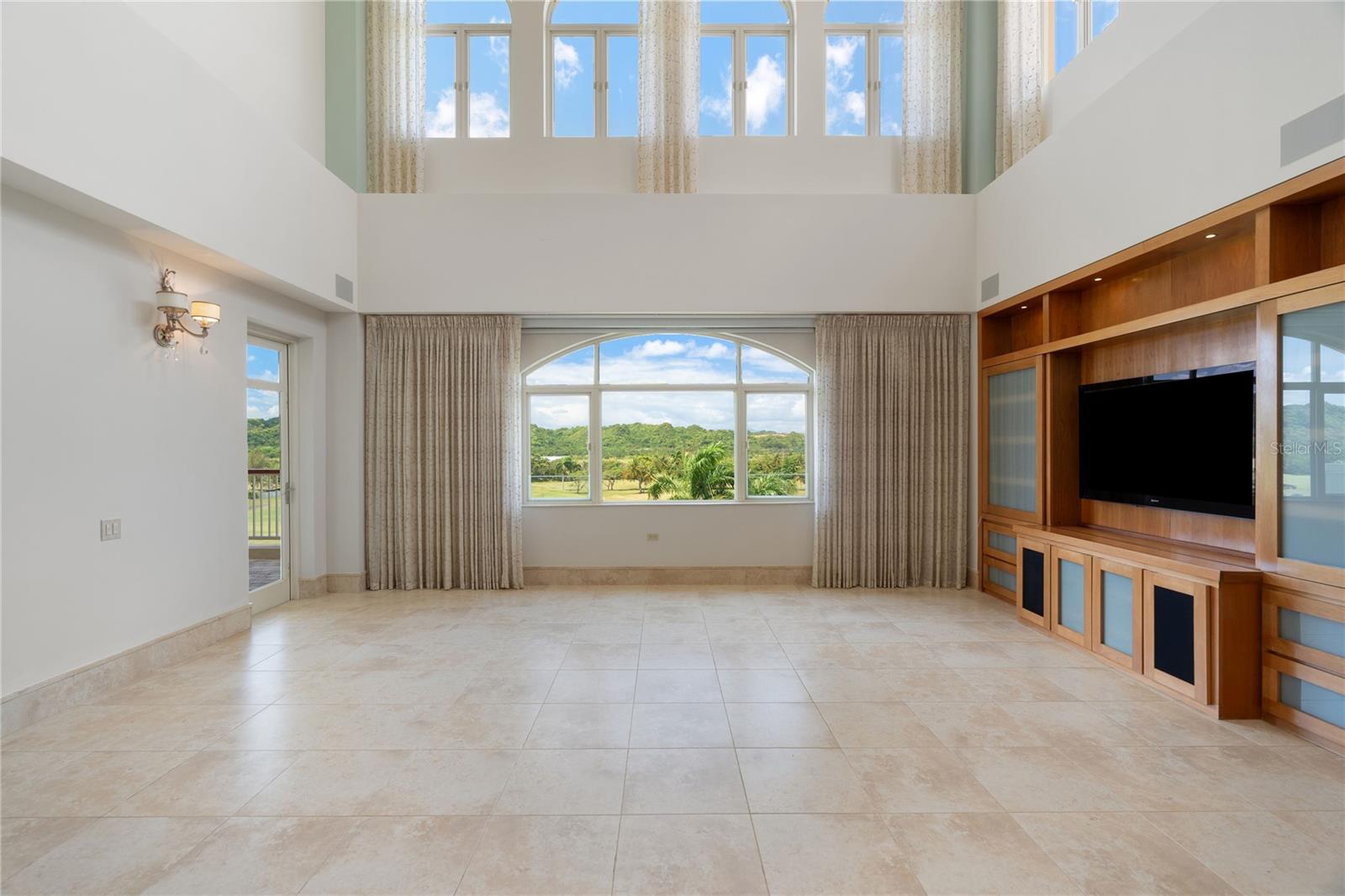 500 PLANTATION VILLAGE DRIVE #PH 2-403