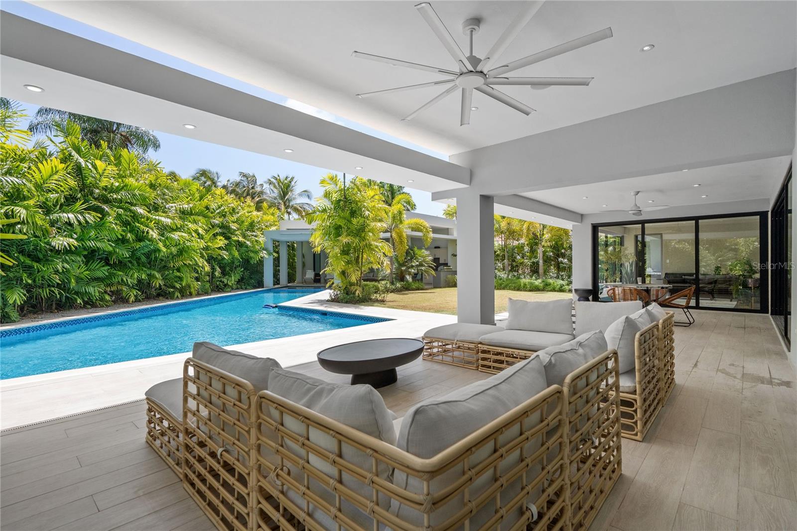 366 DORADO BEACH EAST