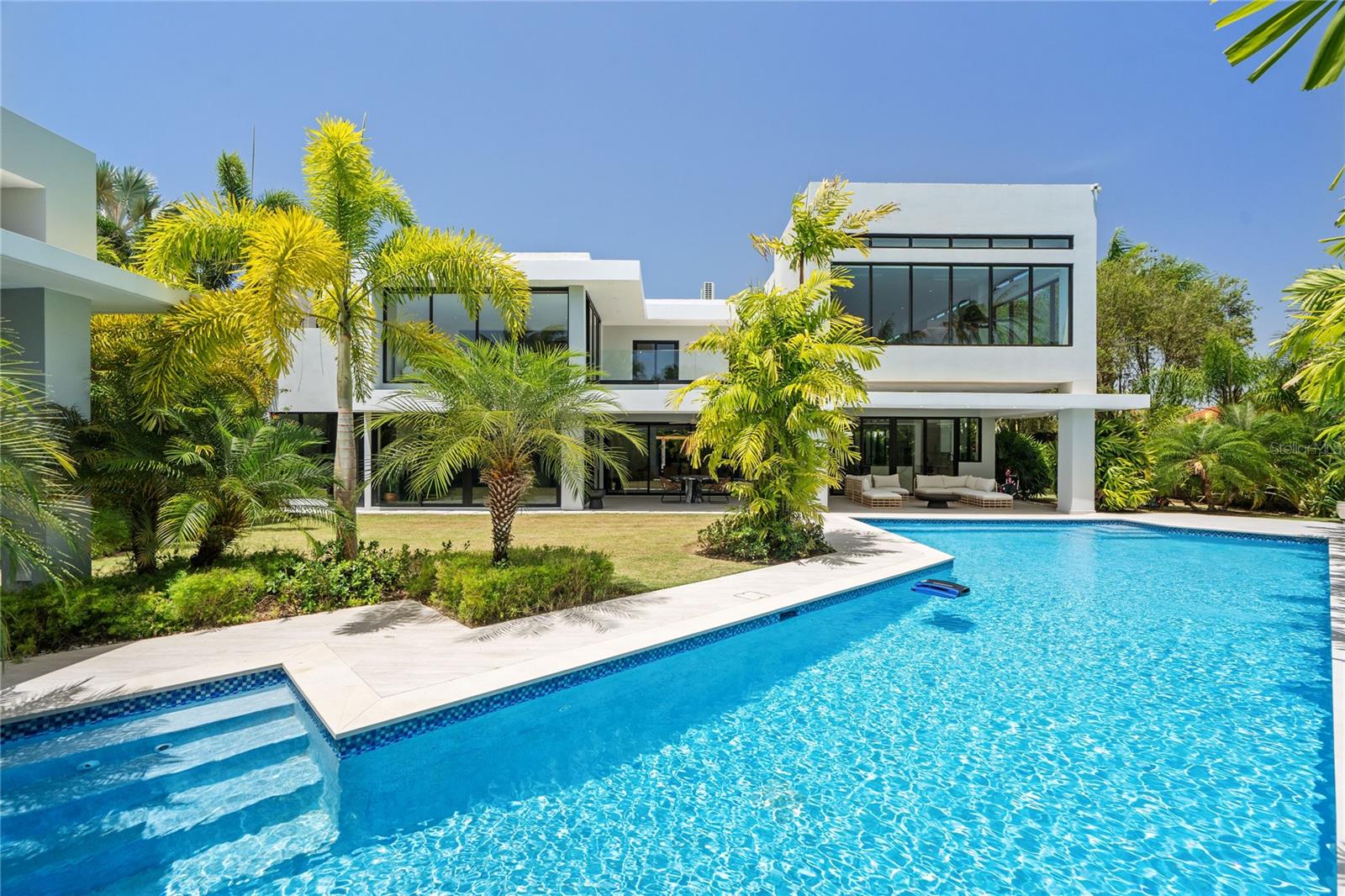 366 DORADO BEACH EAST