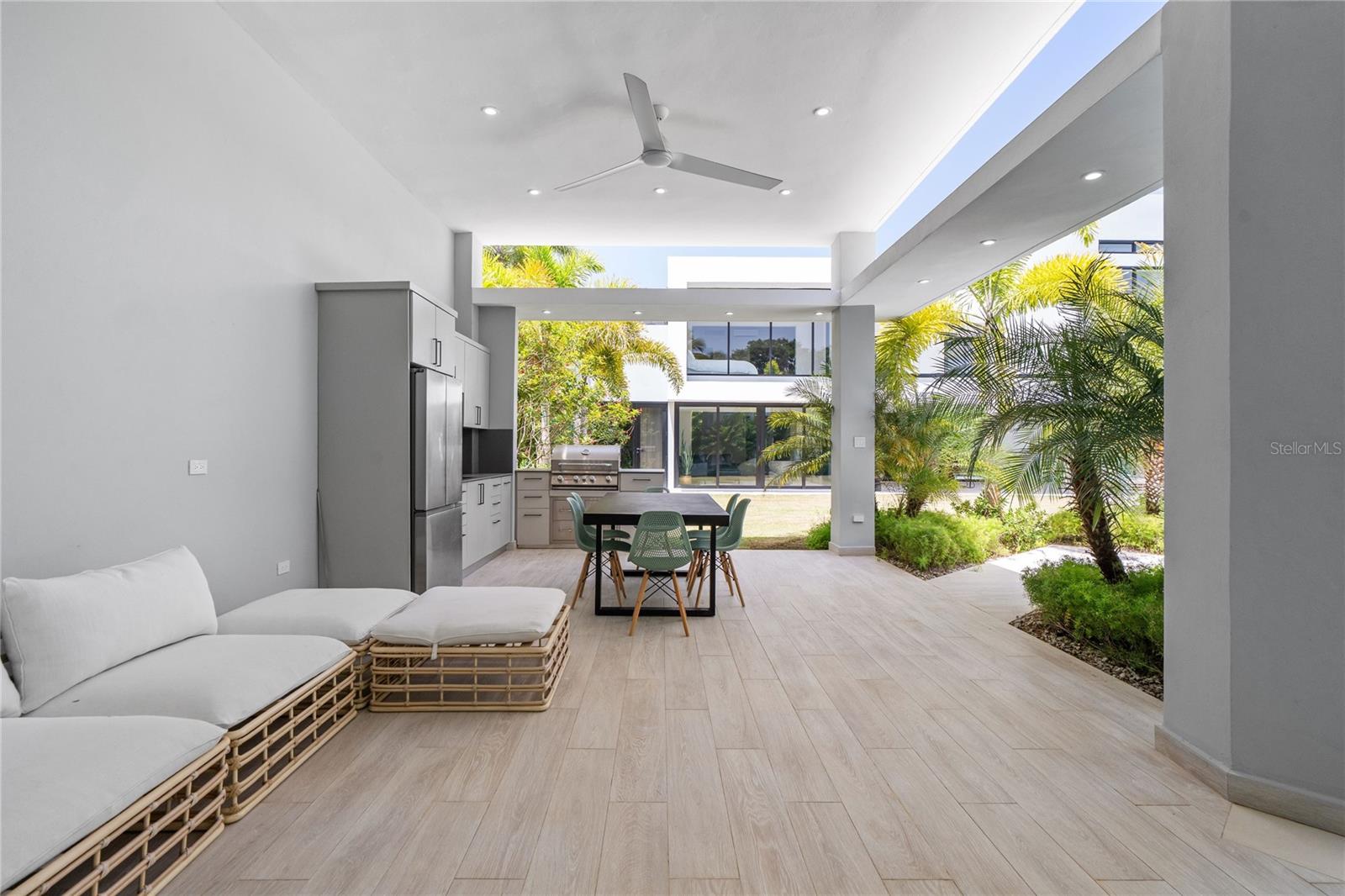 366 DORADO BEACH EAST