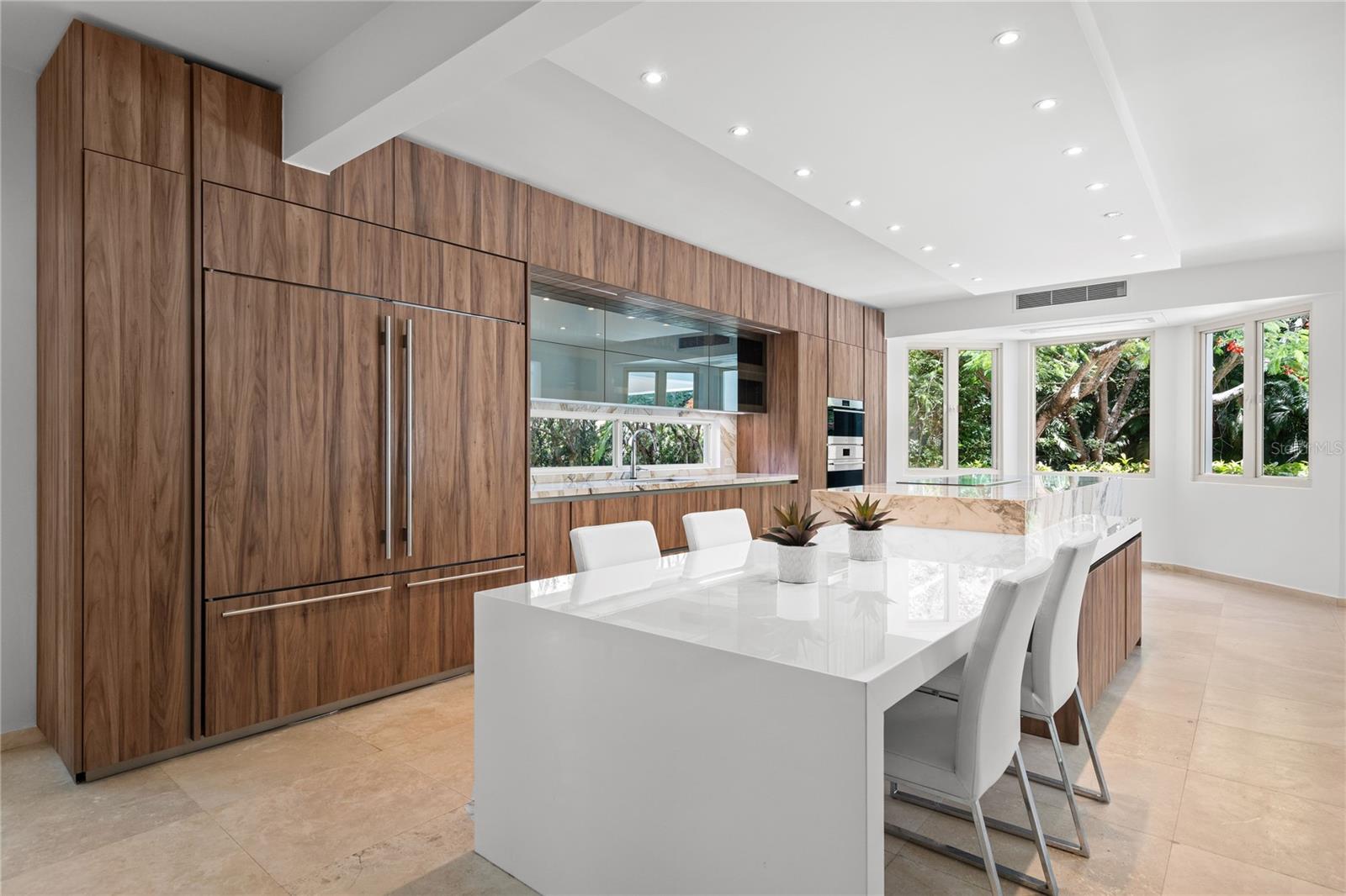 121 DORADO BEACH EAST