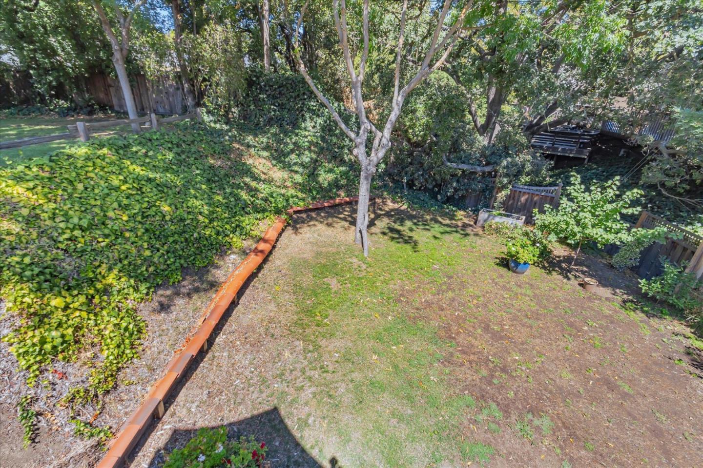 1070 Shelton Way