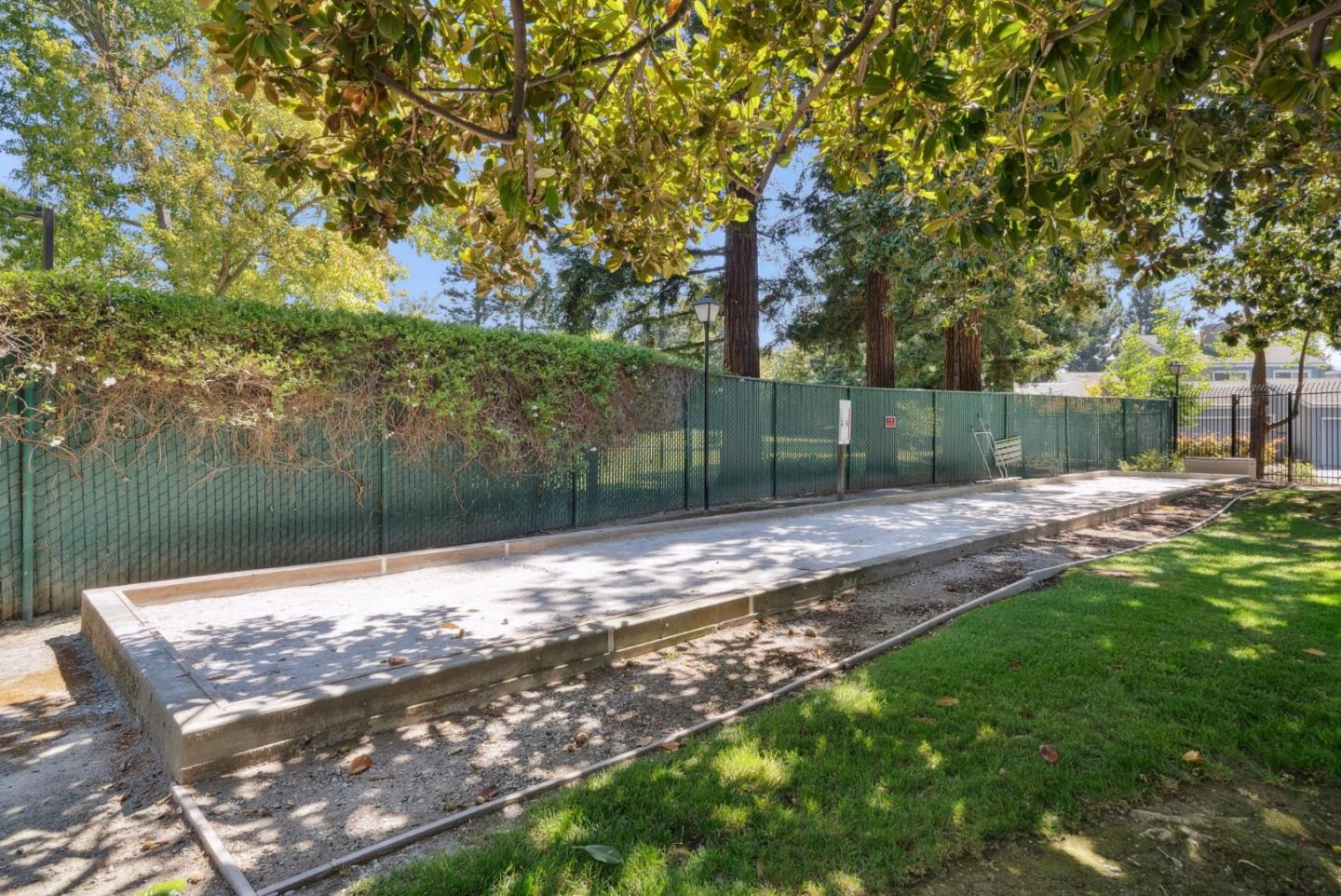 1027 Shenandoah Drive