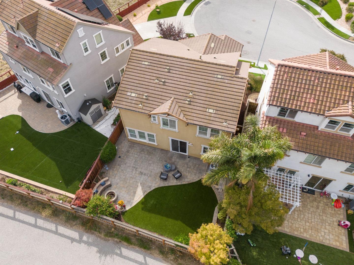 7260 Clear Vista Court