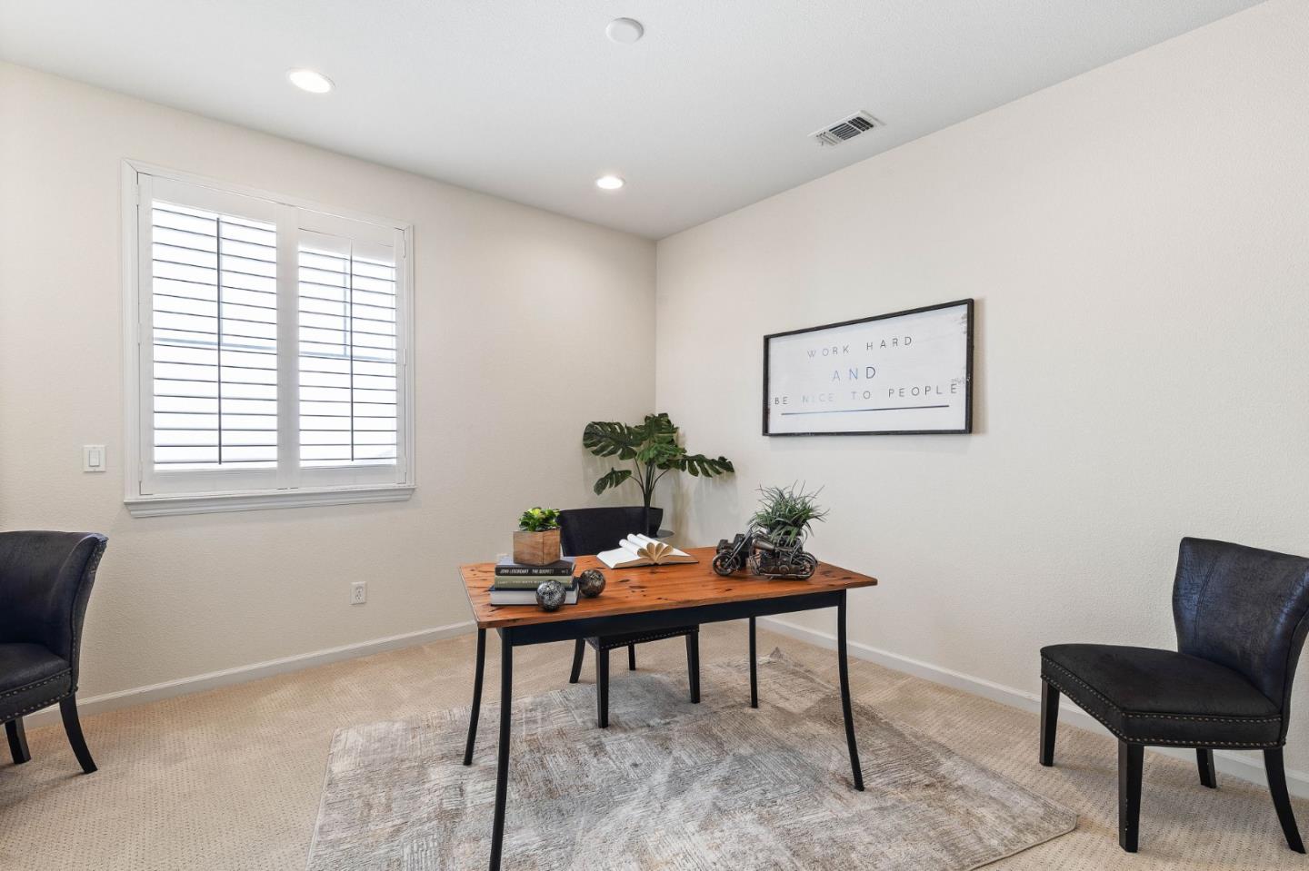 7260 Clear Vista Court