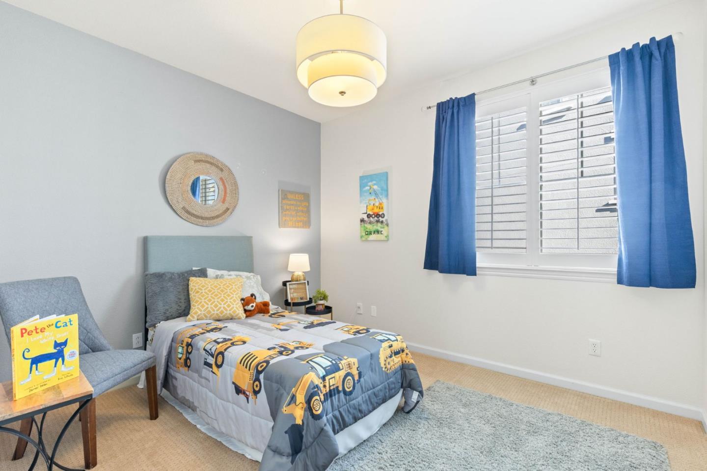 7260 Clear Vista Court