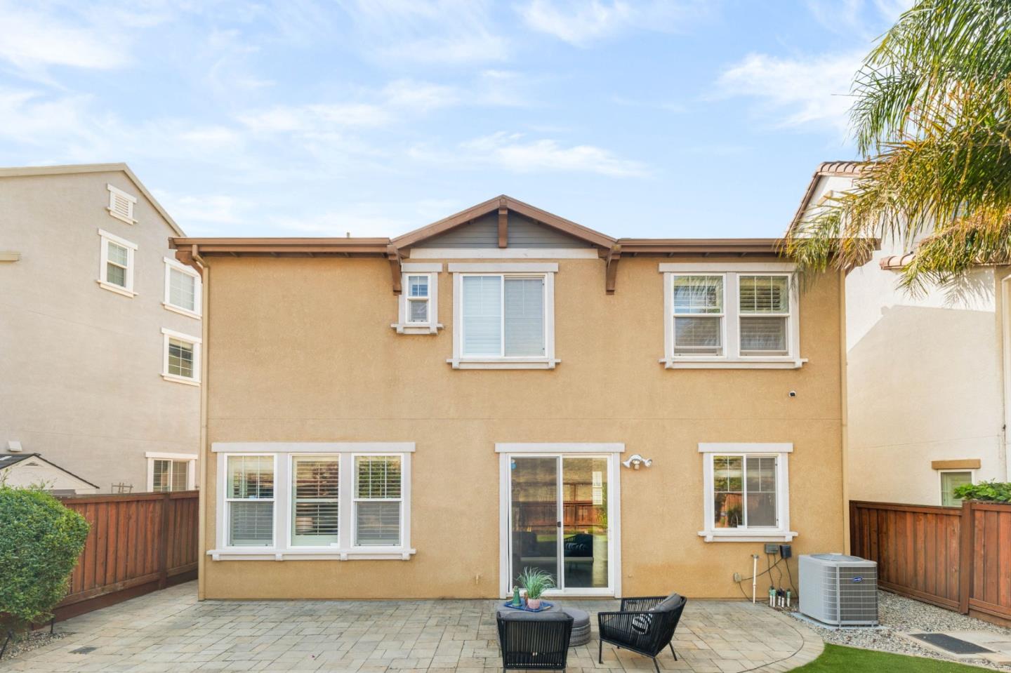 7260 Clear Vista Court