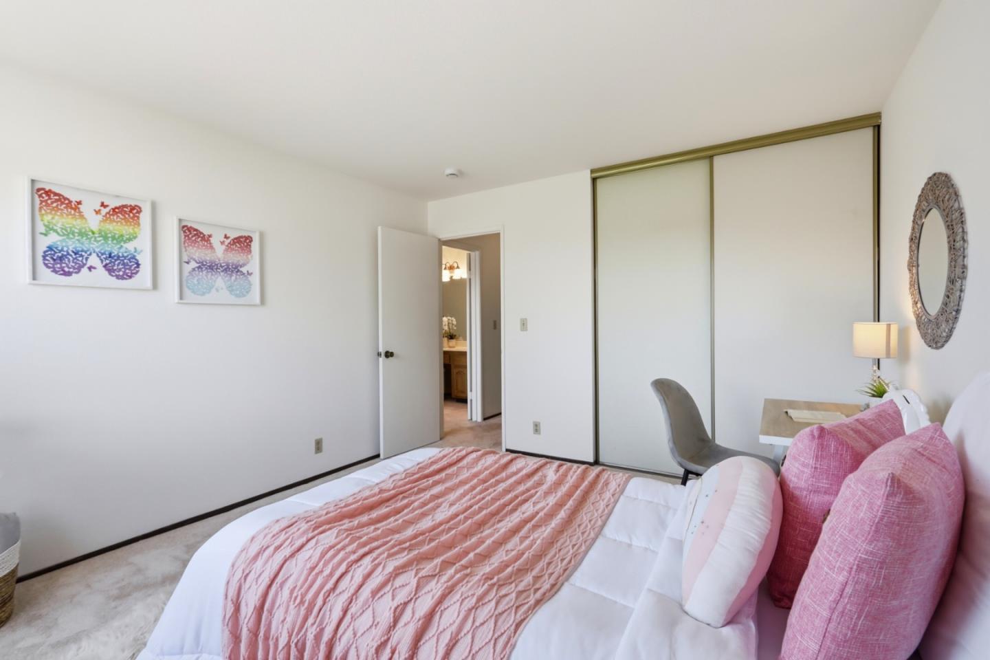 2264 Almaden RD B