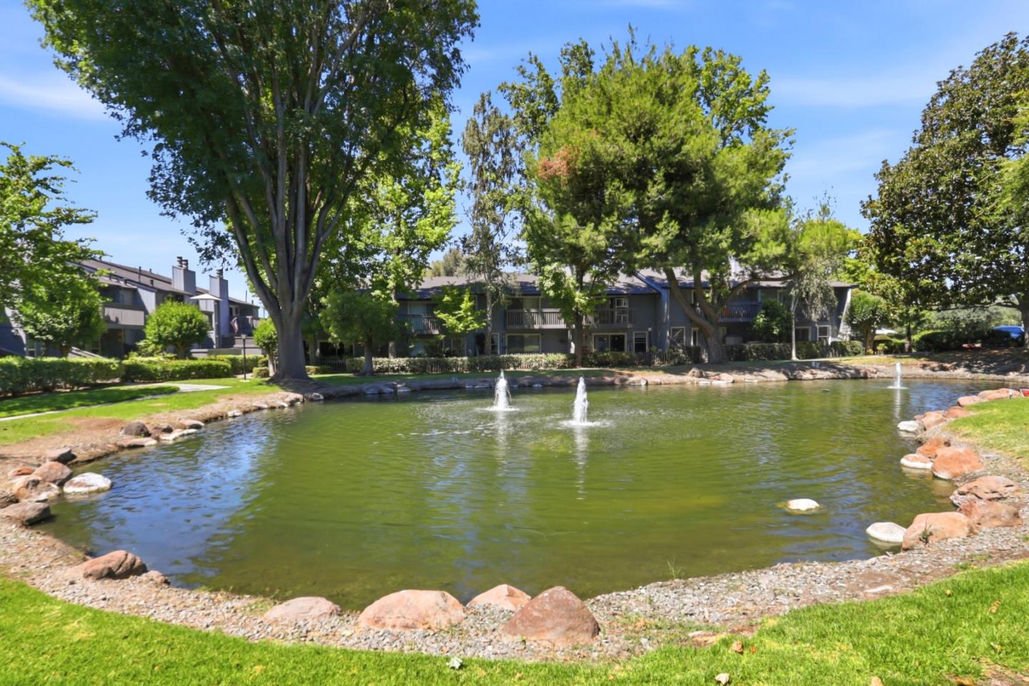 2264 Almaden RD B