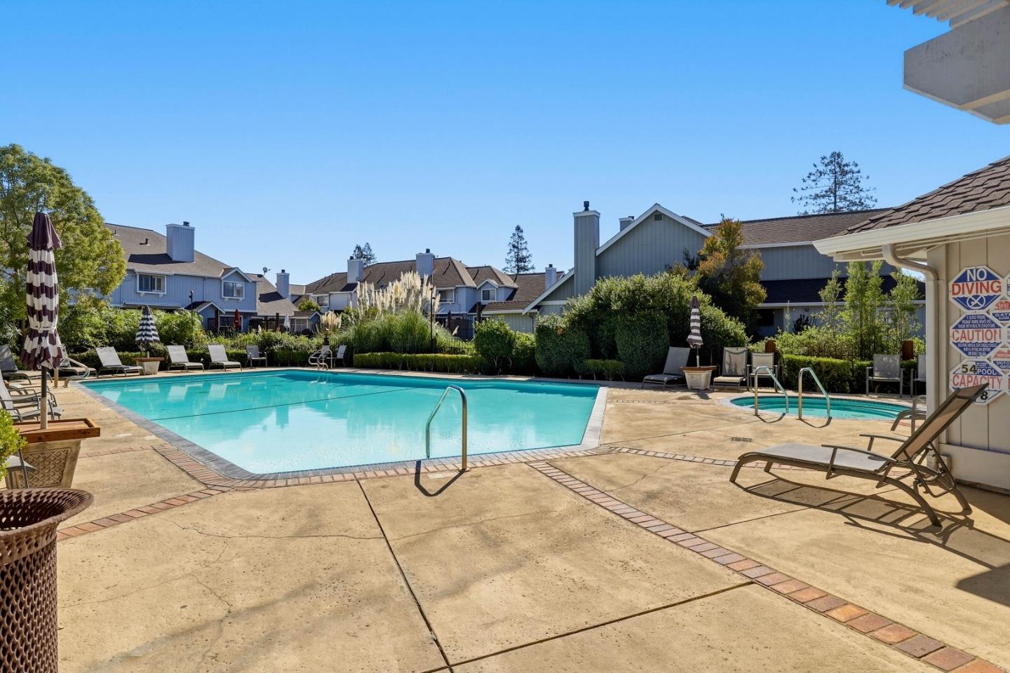 17079 Creekside CIR