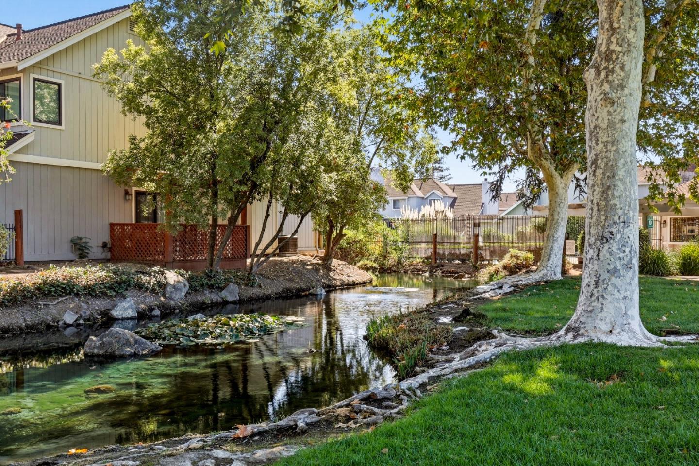 17079 Creekside CIR