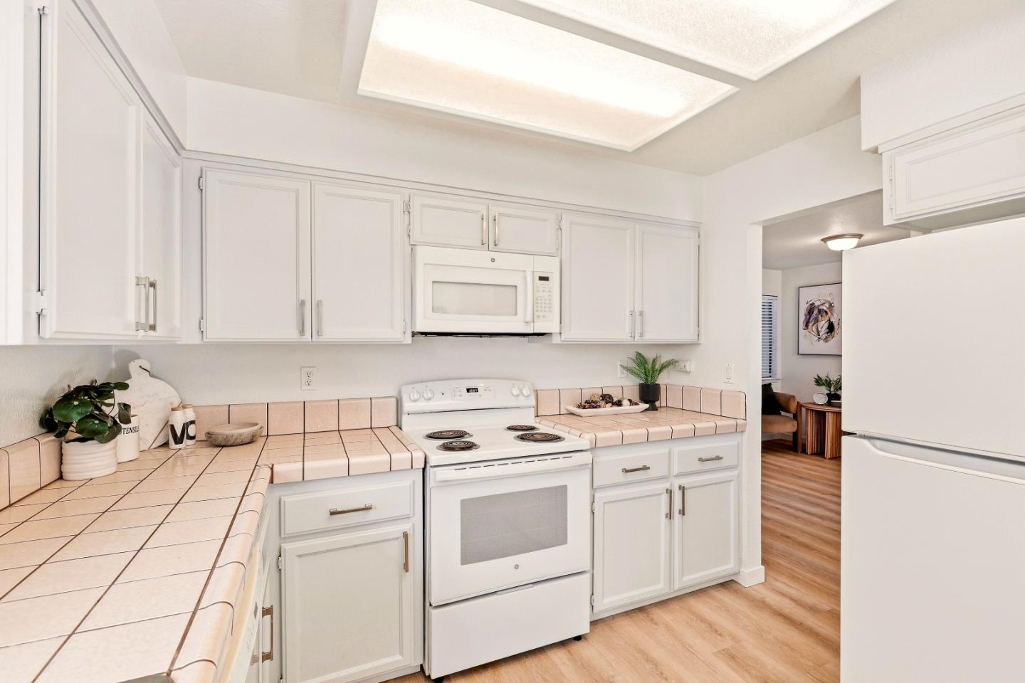 17079 Creekside CIR