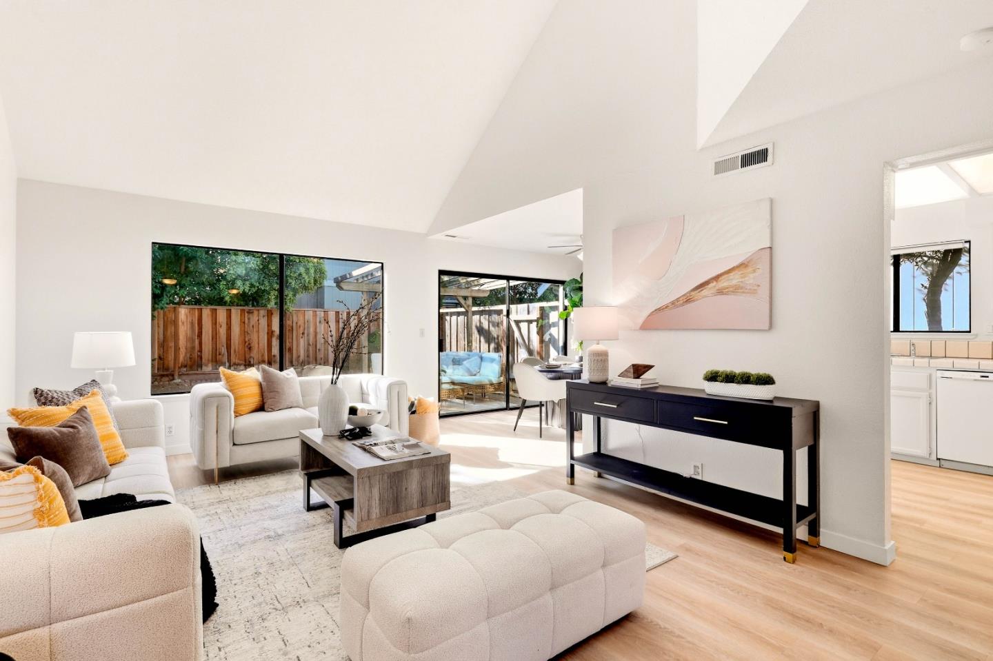 17079 Creekside CIR