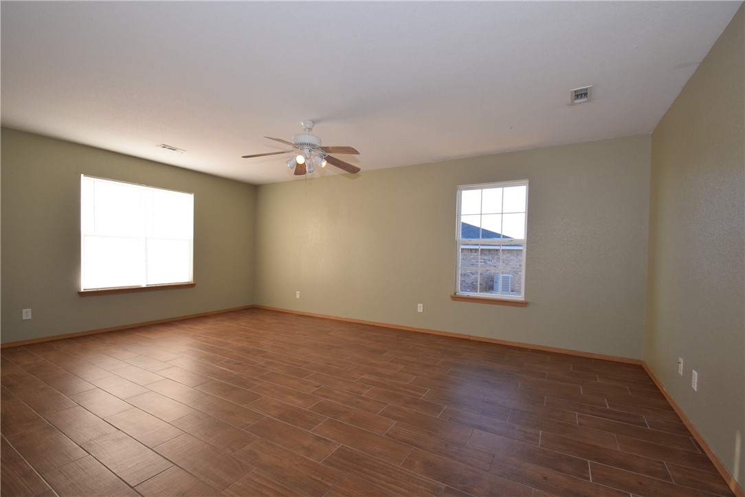 1140 Homestead Loop