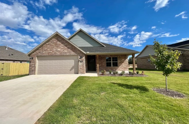672 Hickory Meadows Avenue