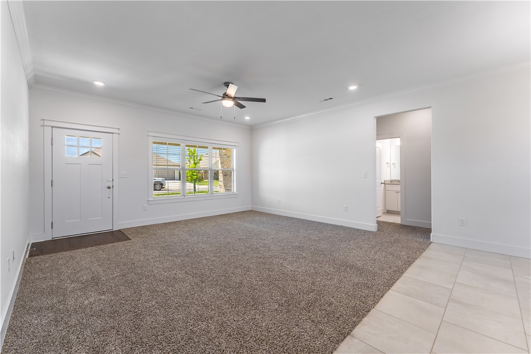 2003 E Hudson Drive