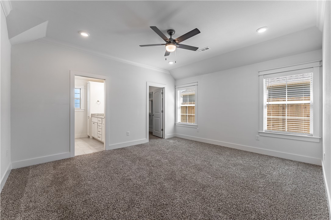 2003 E Hudson Drive