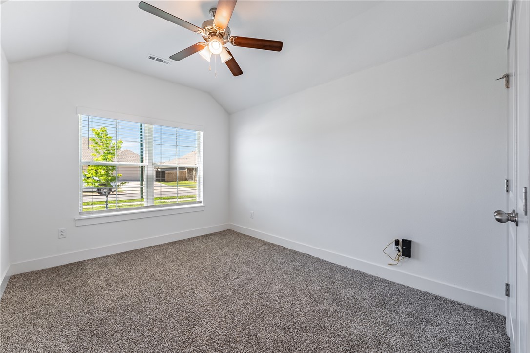 2003 E Hudson Drive
