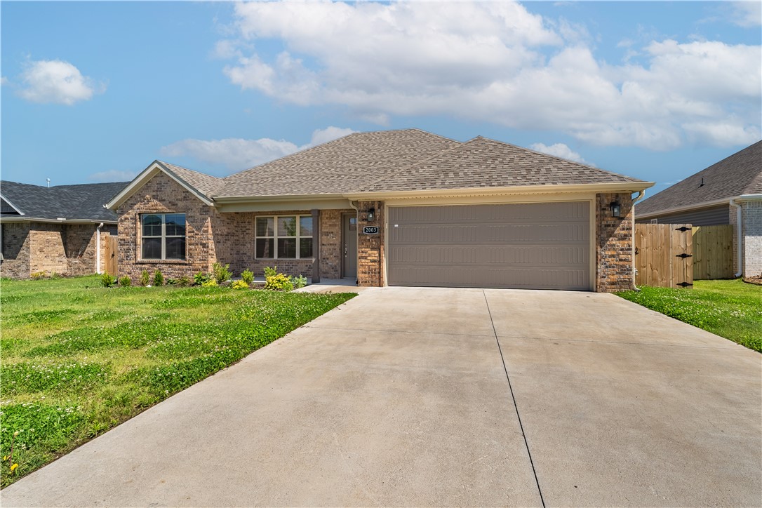 2003 E Hudson Drive