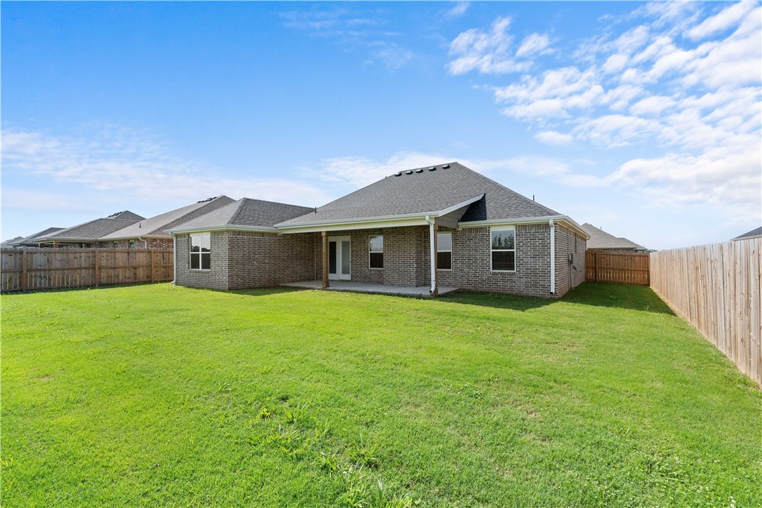 804 Hickory Meadows
