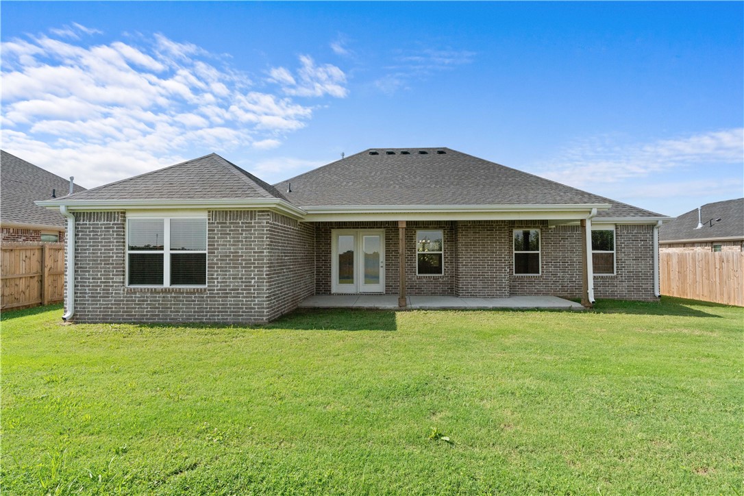 804 Hickory Meadows