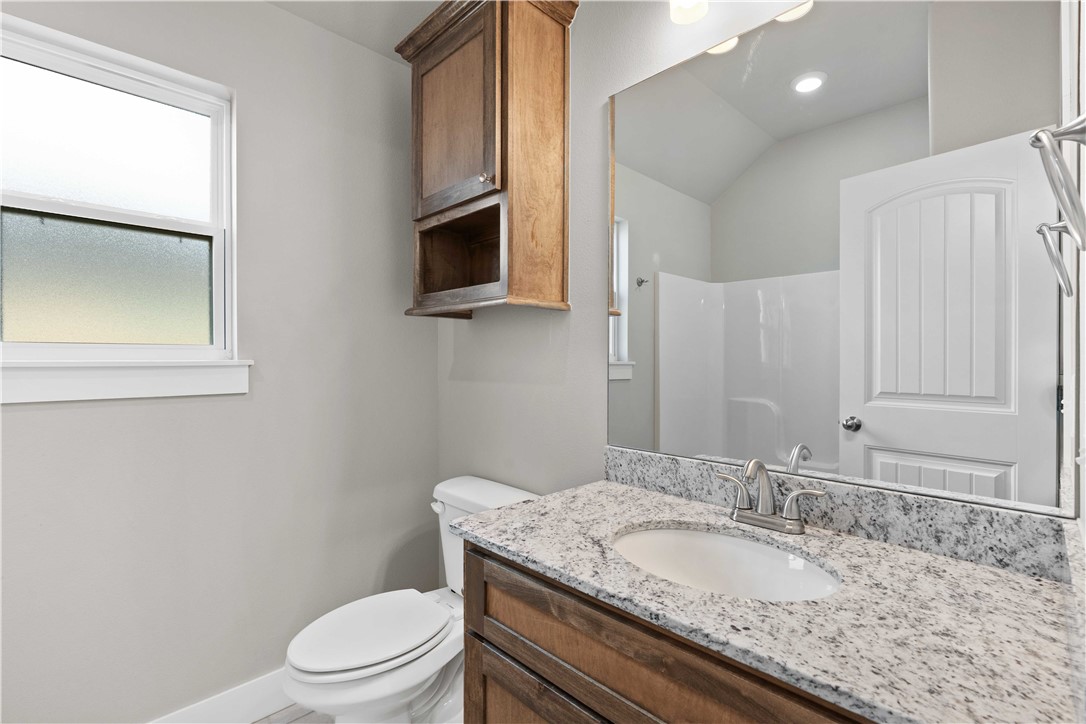 804 Hickory Meadows