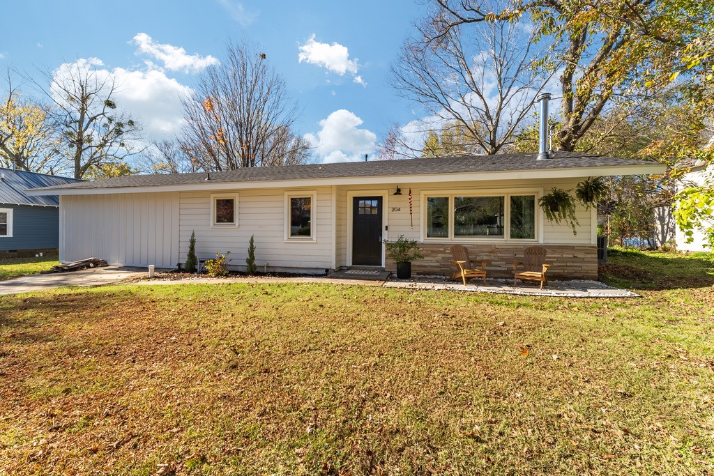 204 N Mock Street