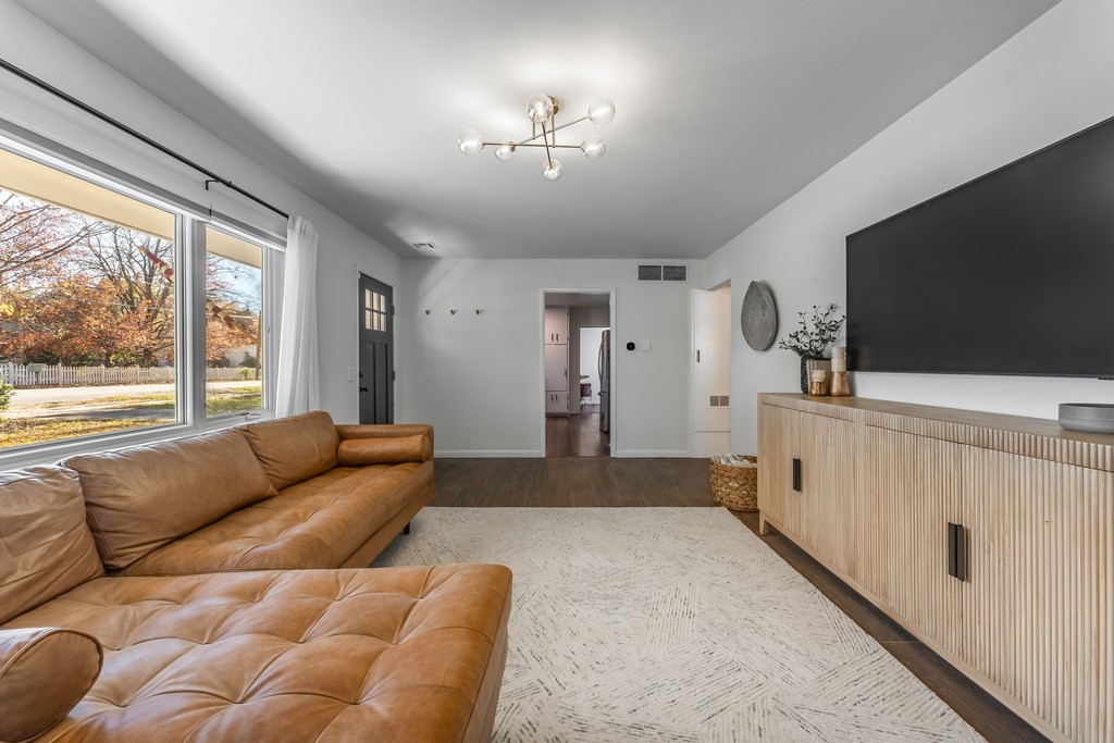 204 N Mock Street