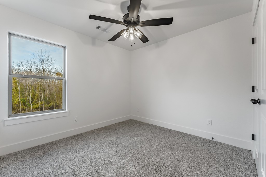 37 Taransay Drive