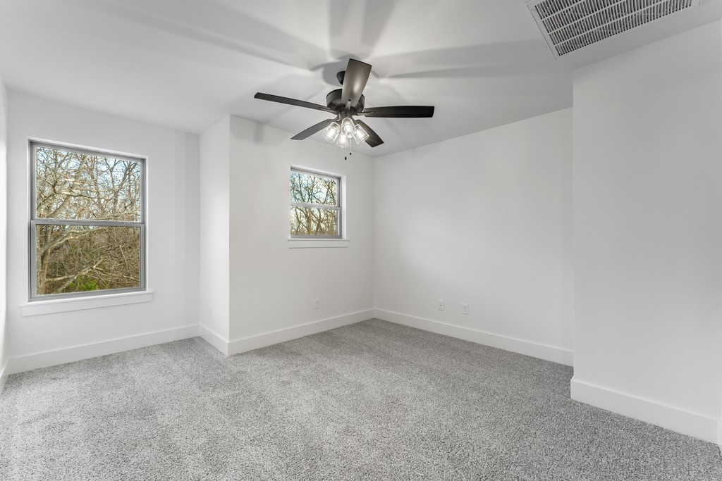 37 Taransay Drive