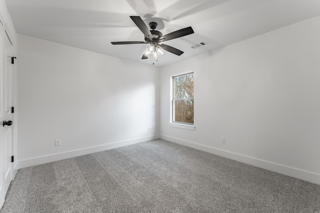 37 Taransay Drive