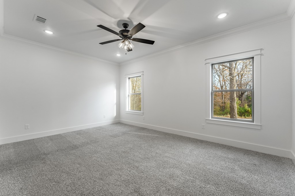 37 Taransay Drive