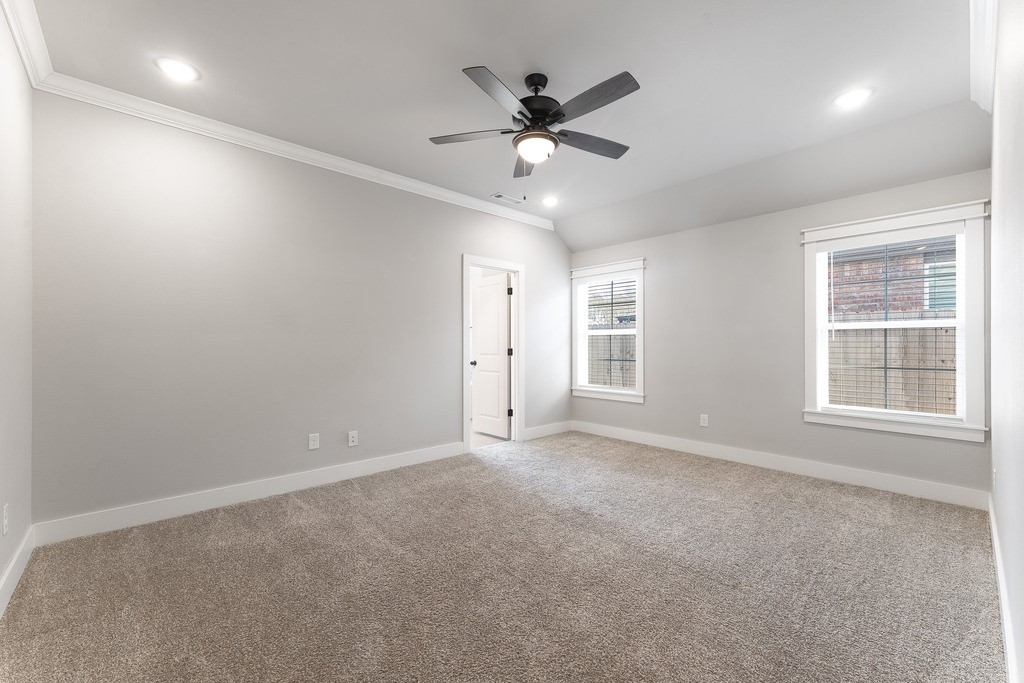 90 E Joliet Street