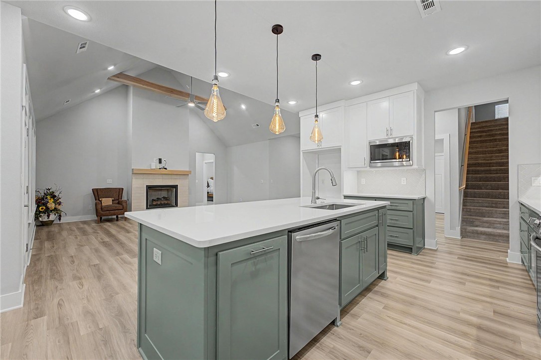 1205 Bunker Drive