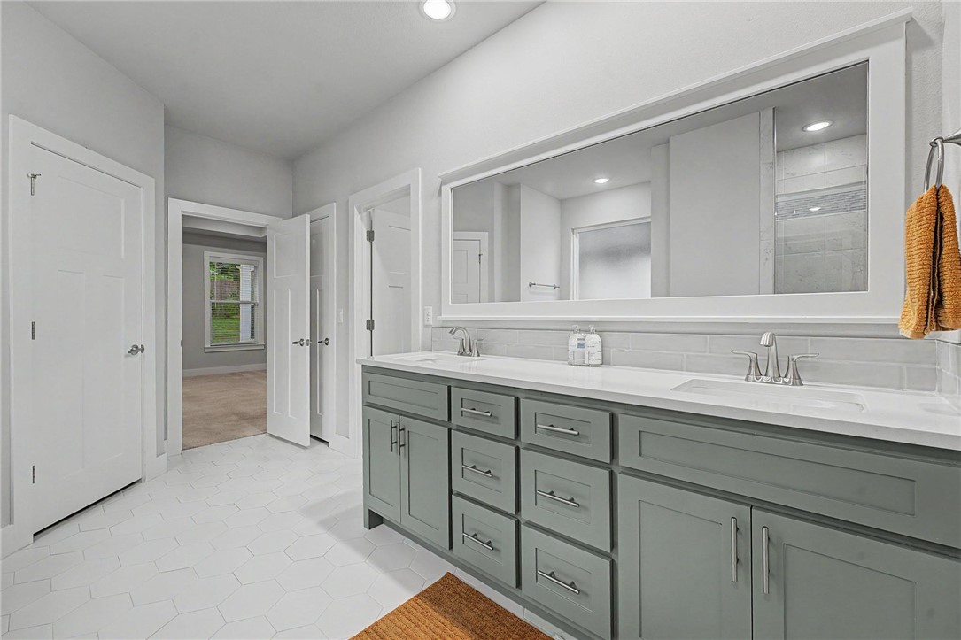 1205 Bunker Drive